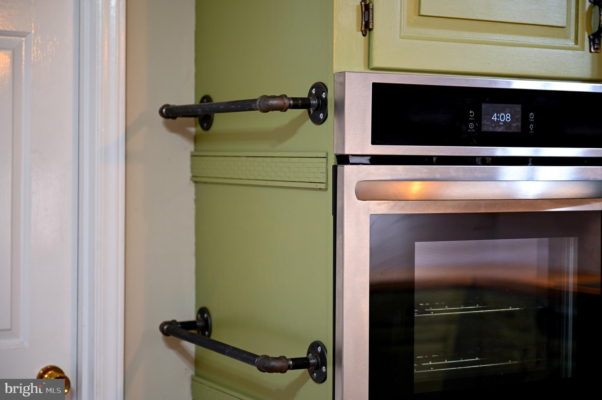 OLD MILL COURT - Residential