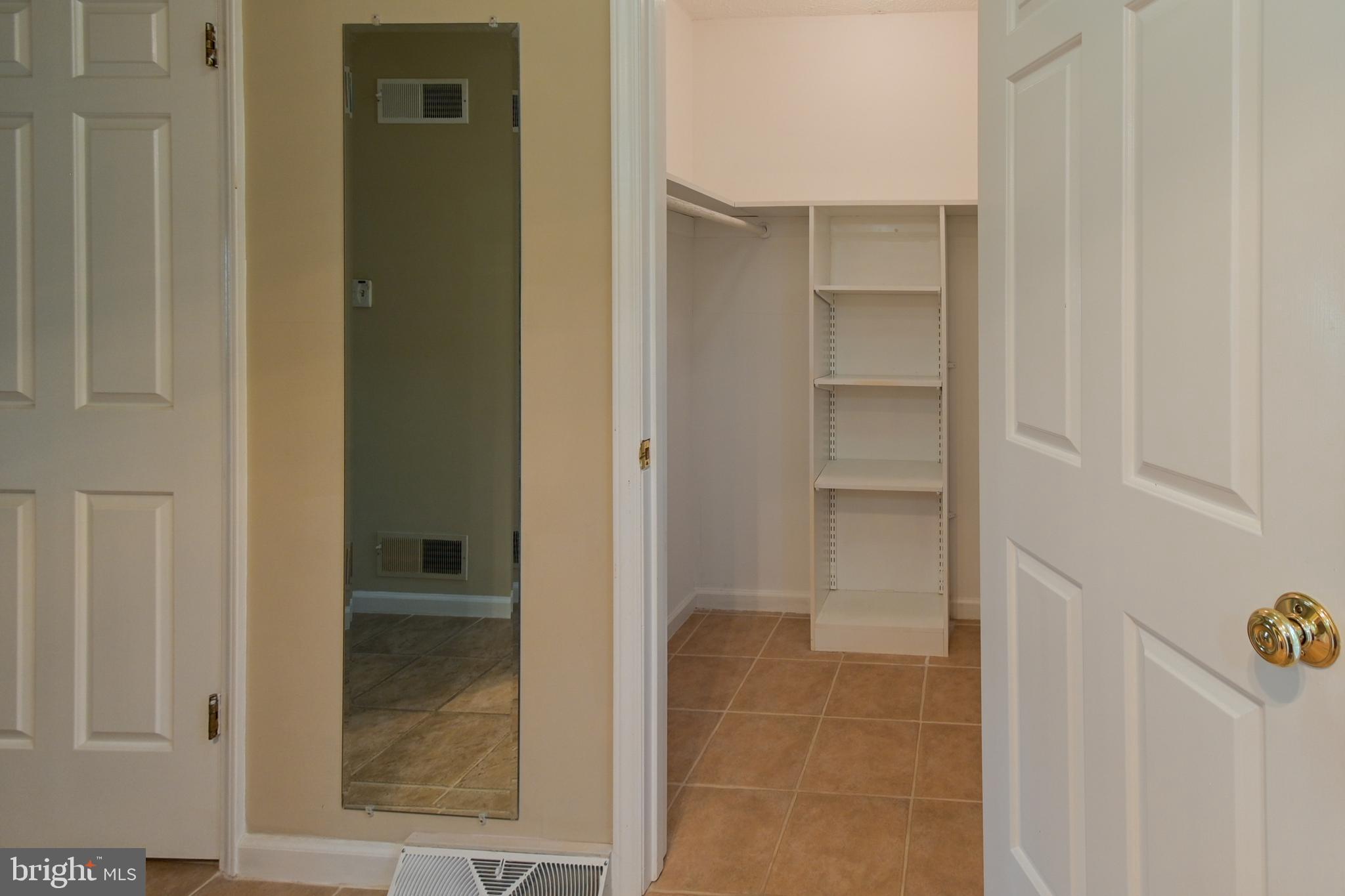 OLD MILL COURT - Residential