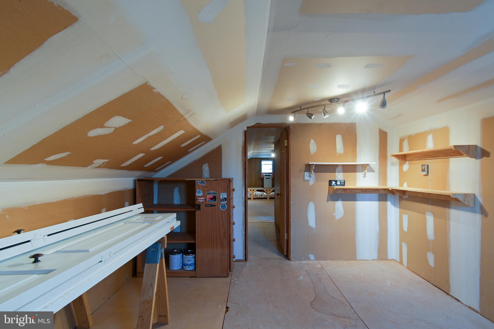 OLD MILL COURT - Residential