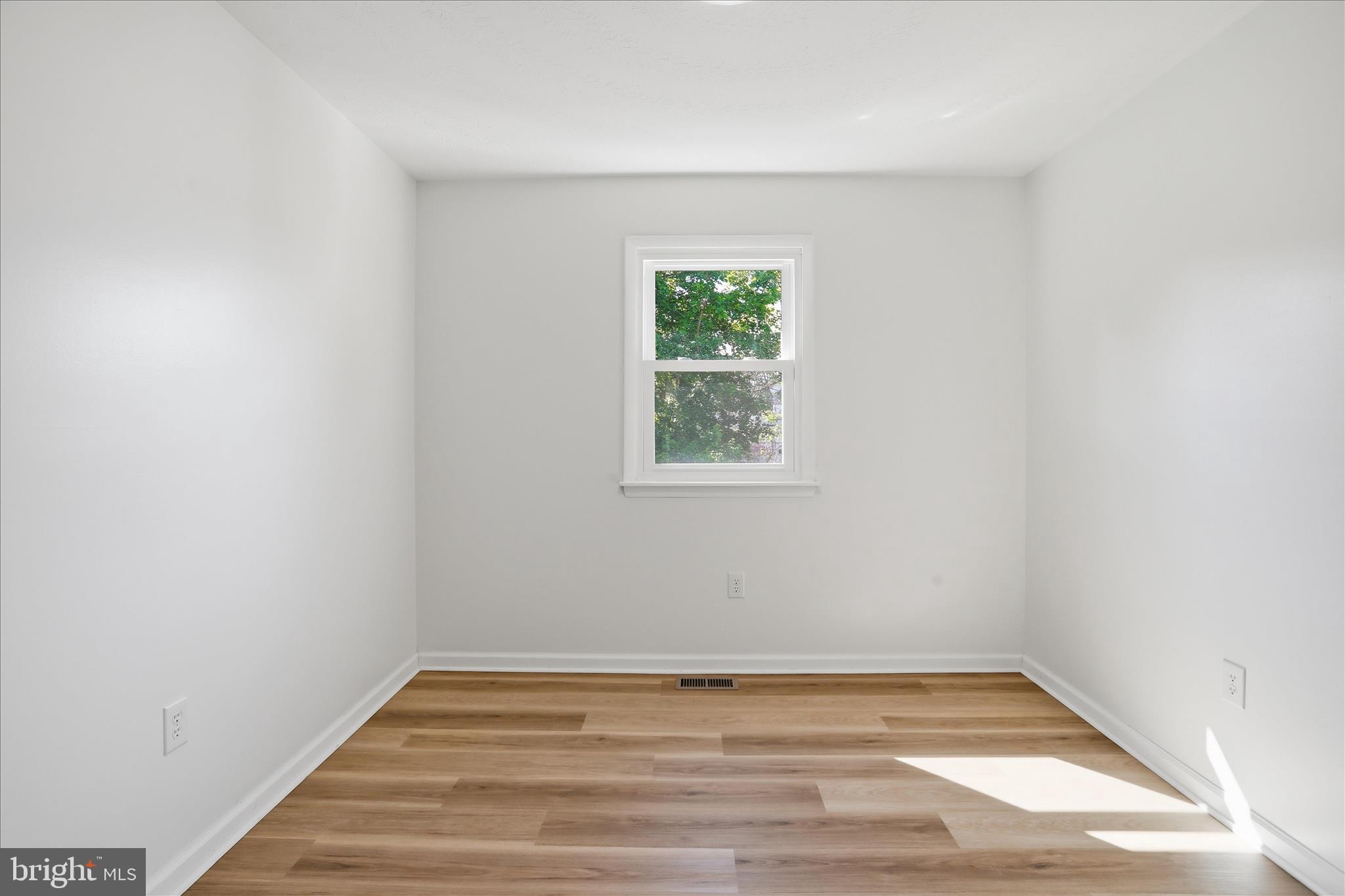 JOHNSTON WOODSTOCK - Residential