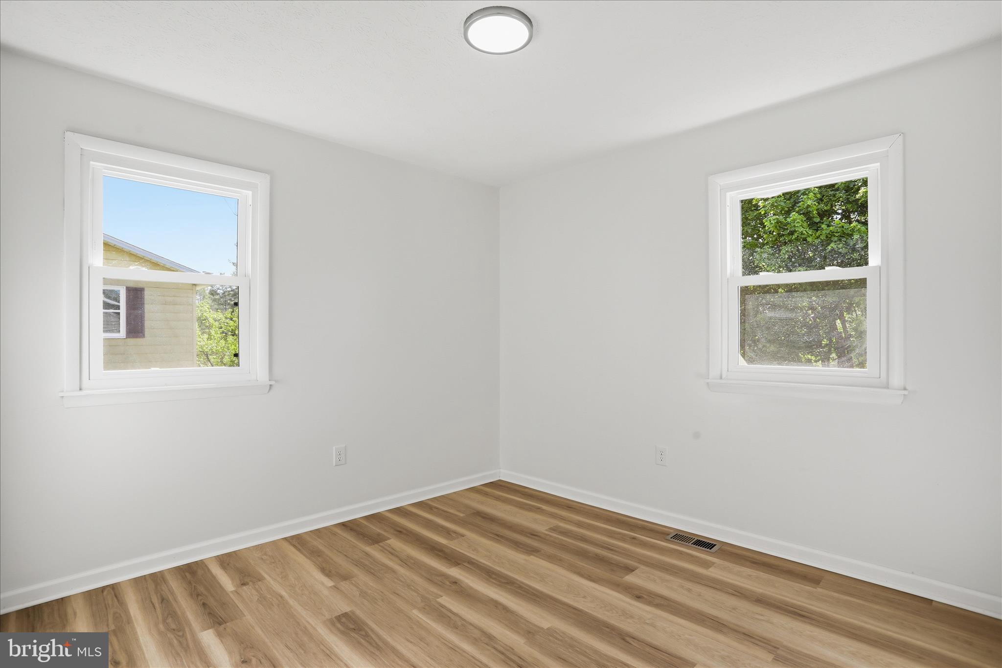 JOHNSTON WOODSTOCK - Residential