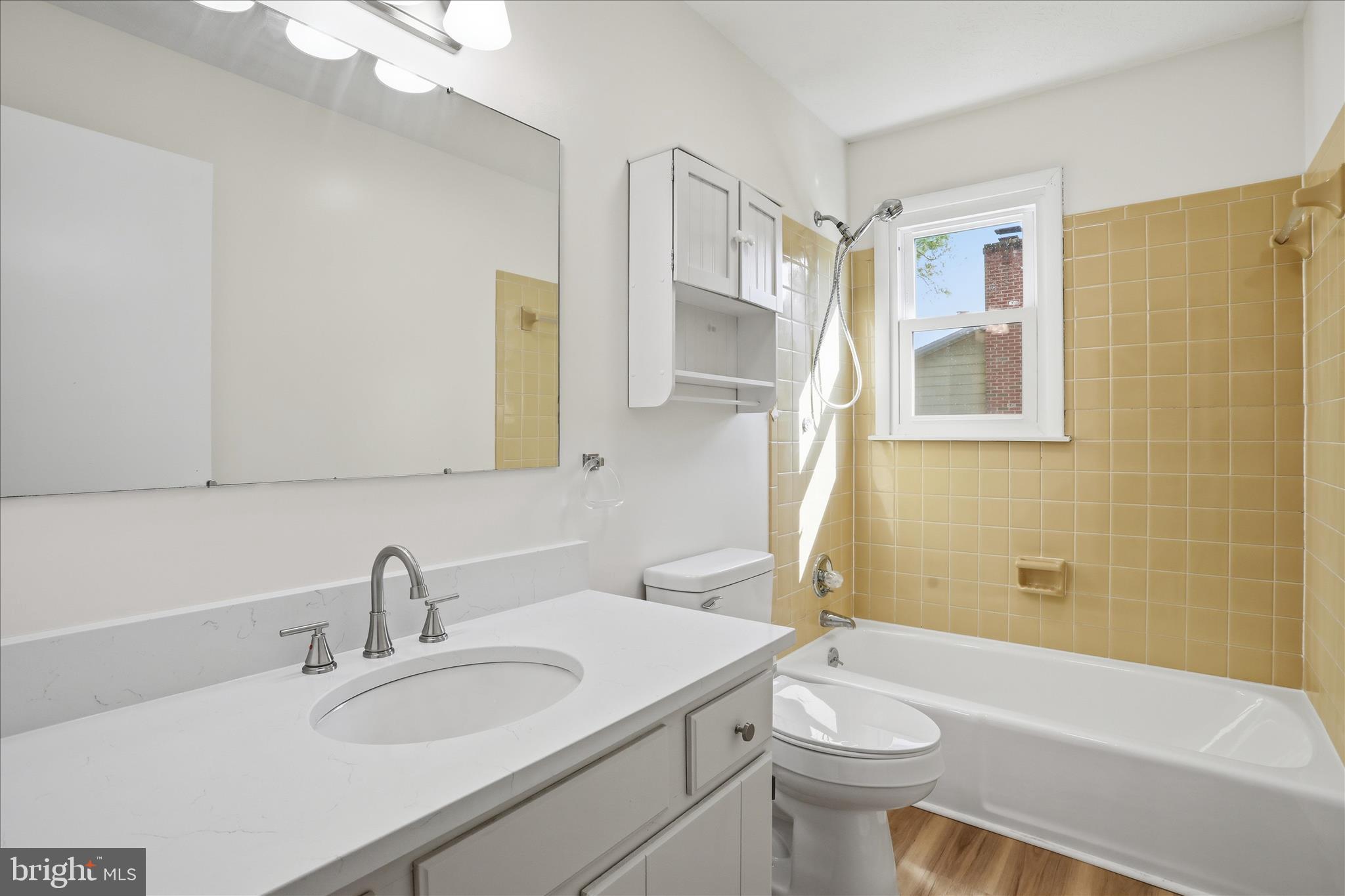 JOHNSTON WOODSTOCK - Residential