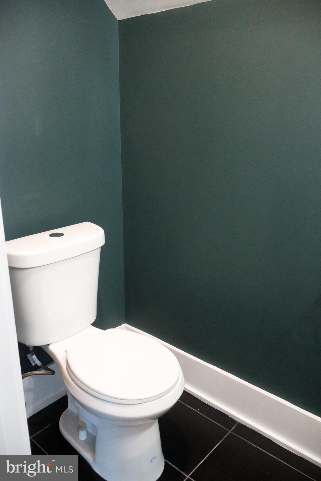 EAST OAK LANE - Residential