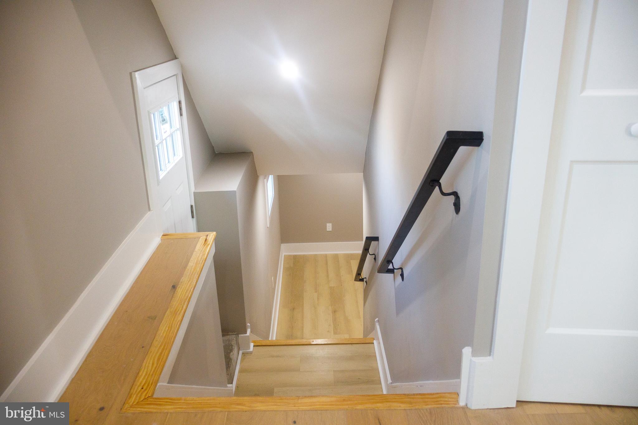 EAST OAK LANE - Residential