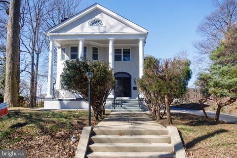 Photo of 730 Kenilworth Avenue, PHILADELPHIA, PA 19126 (MLS # PAPH2595520)