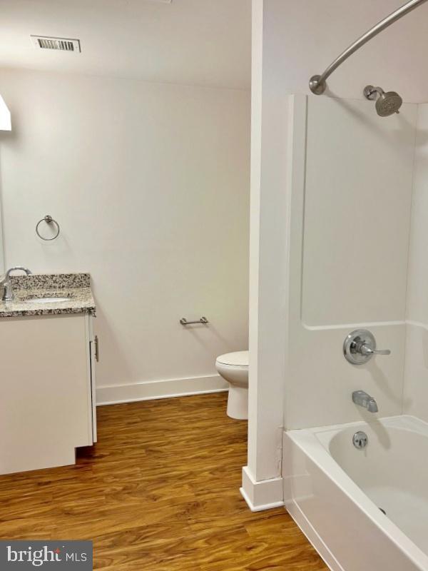 DOWNTOWN YORK - Residential Lease