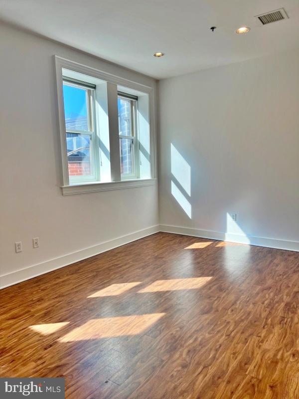 DOWNTOWN YORK - Residential Lease