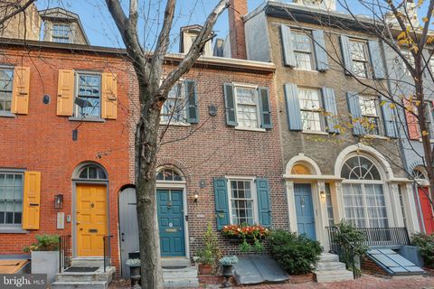 Photo of 323 S Camac Street, PHILADELPHIA, PA 19107 (MLS # PAPH2560772)