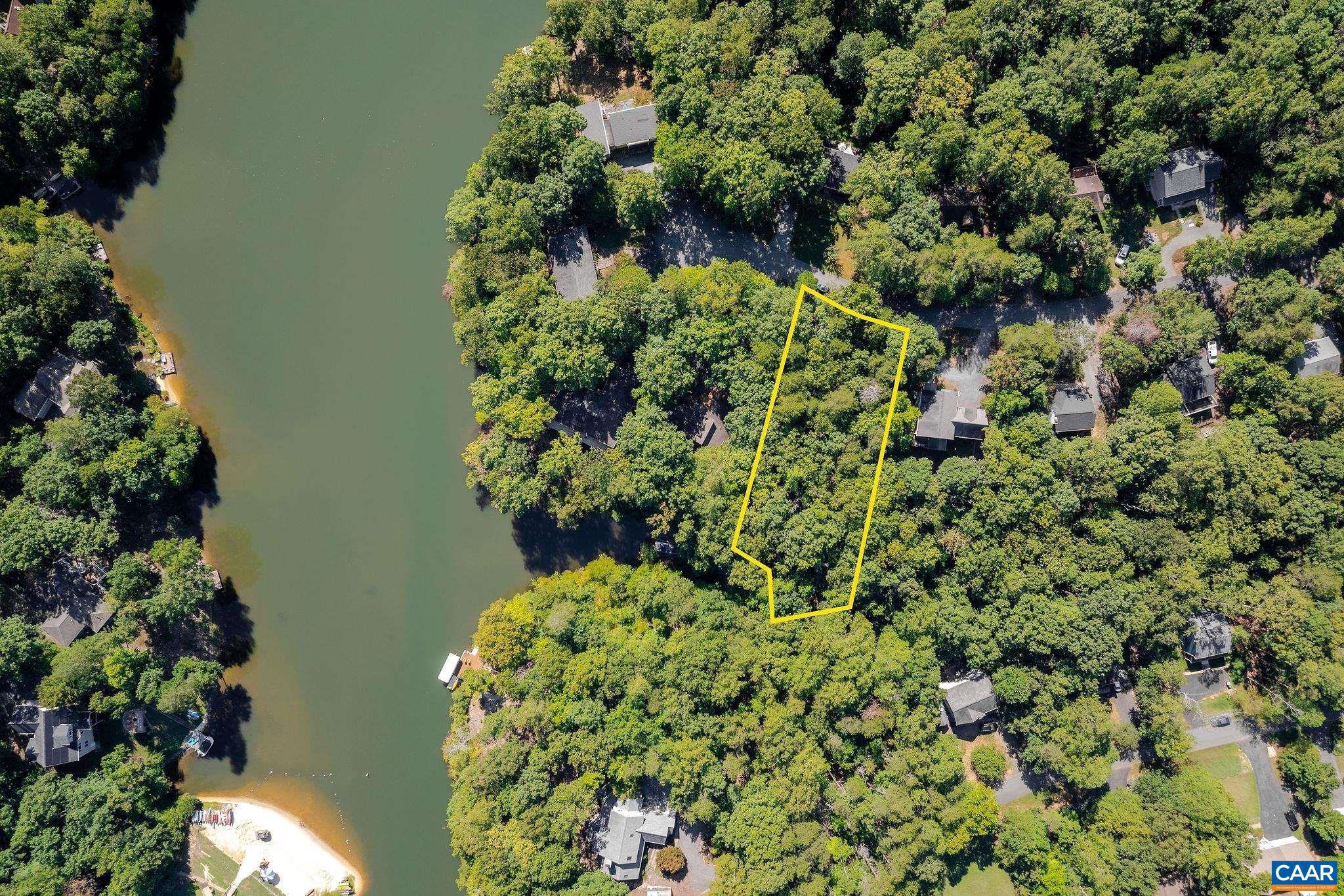 LAKE MONTICELLO - Land