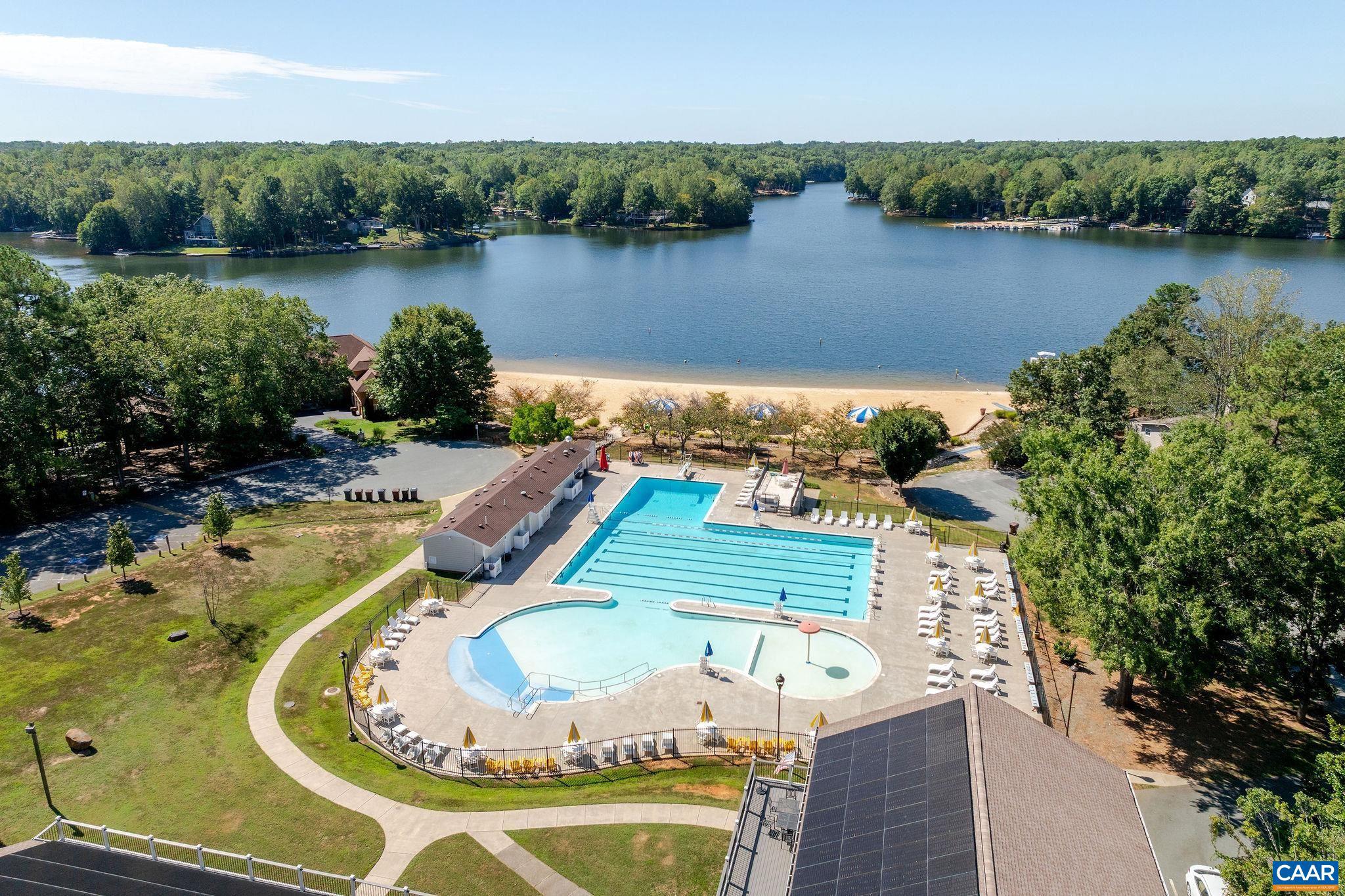 LAKE MONTICELLO - Land