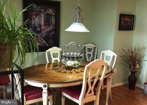 LAKELAND PLACE - Residential Lease