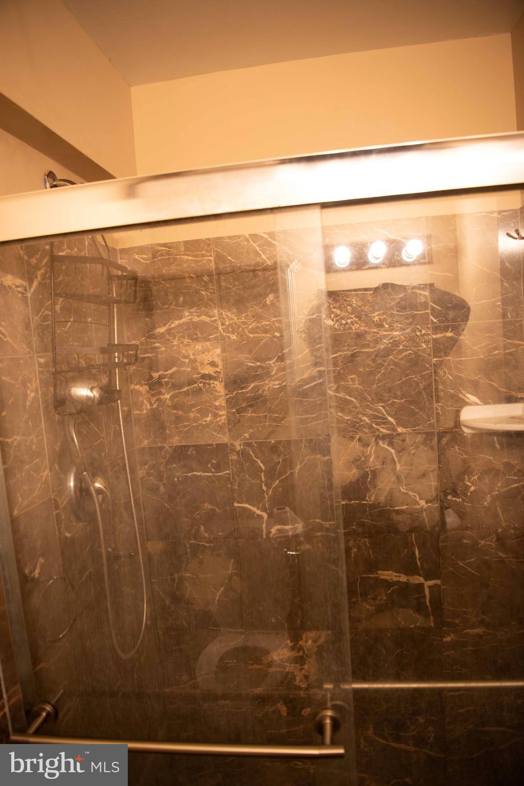 CUNNINGHILL COVE - Residential Lease