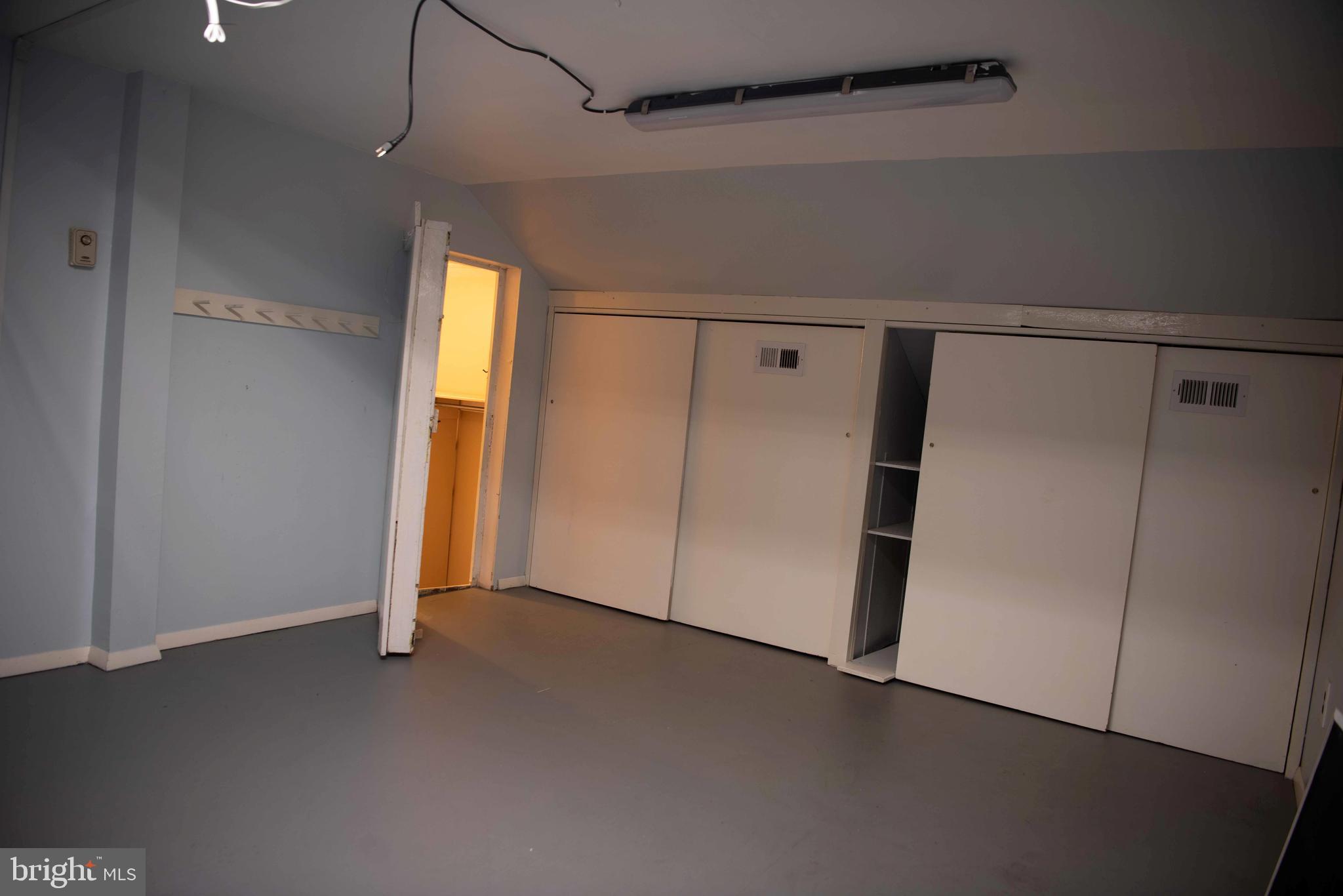 CUNNINGHILL COVE - Residential Lease