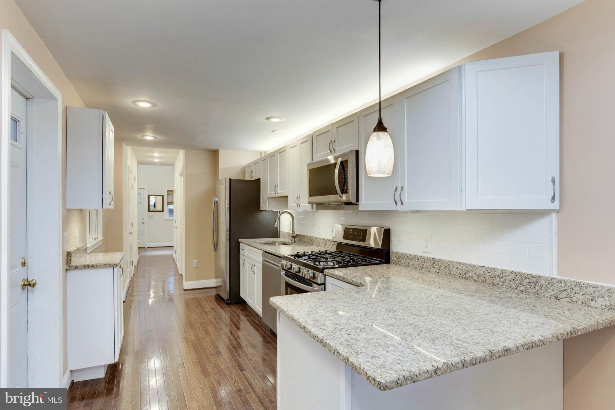 LITTLE ITALY - Residential