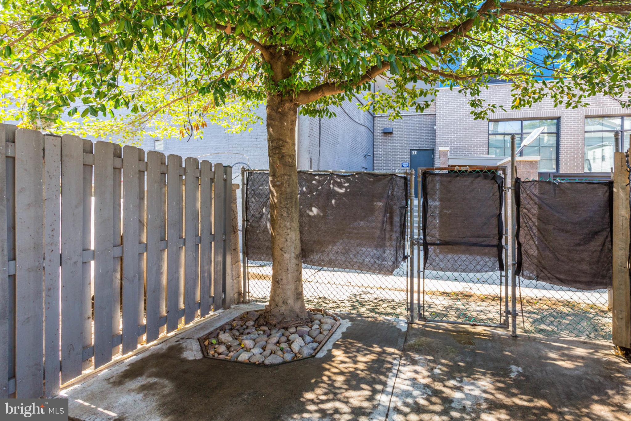 LITTLE ITALY - Residential