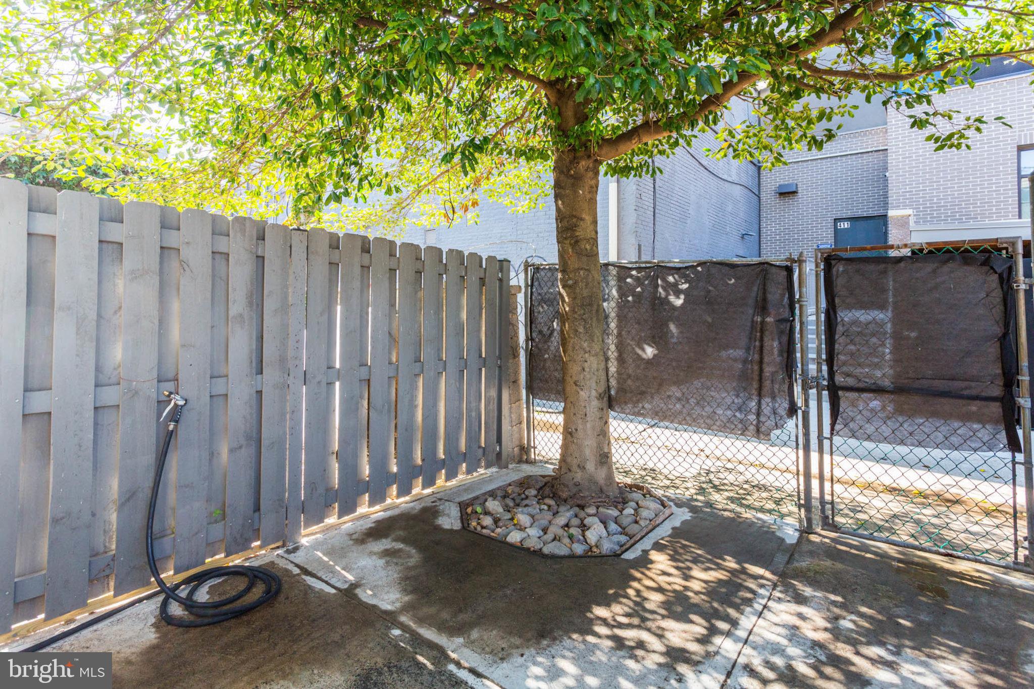LITTLE ITALY - Residential