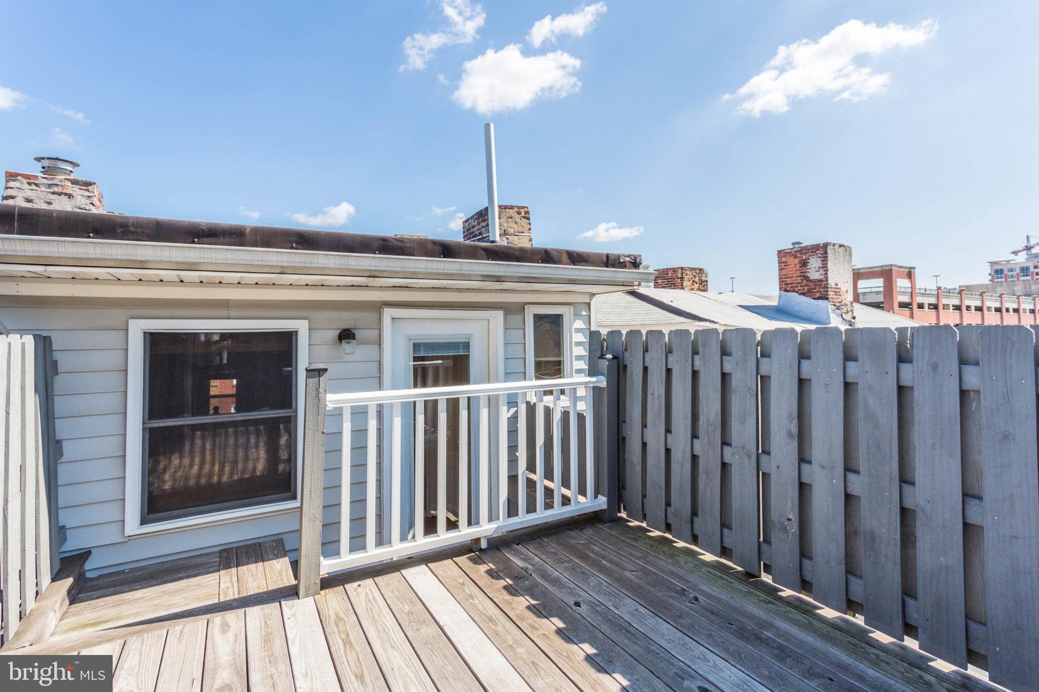 LITTLE ITALY - Residential