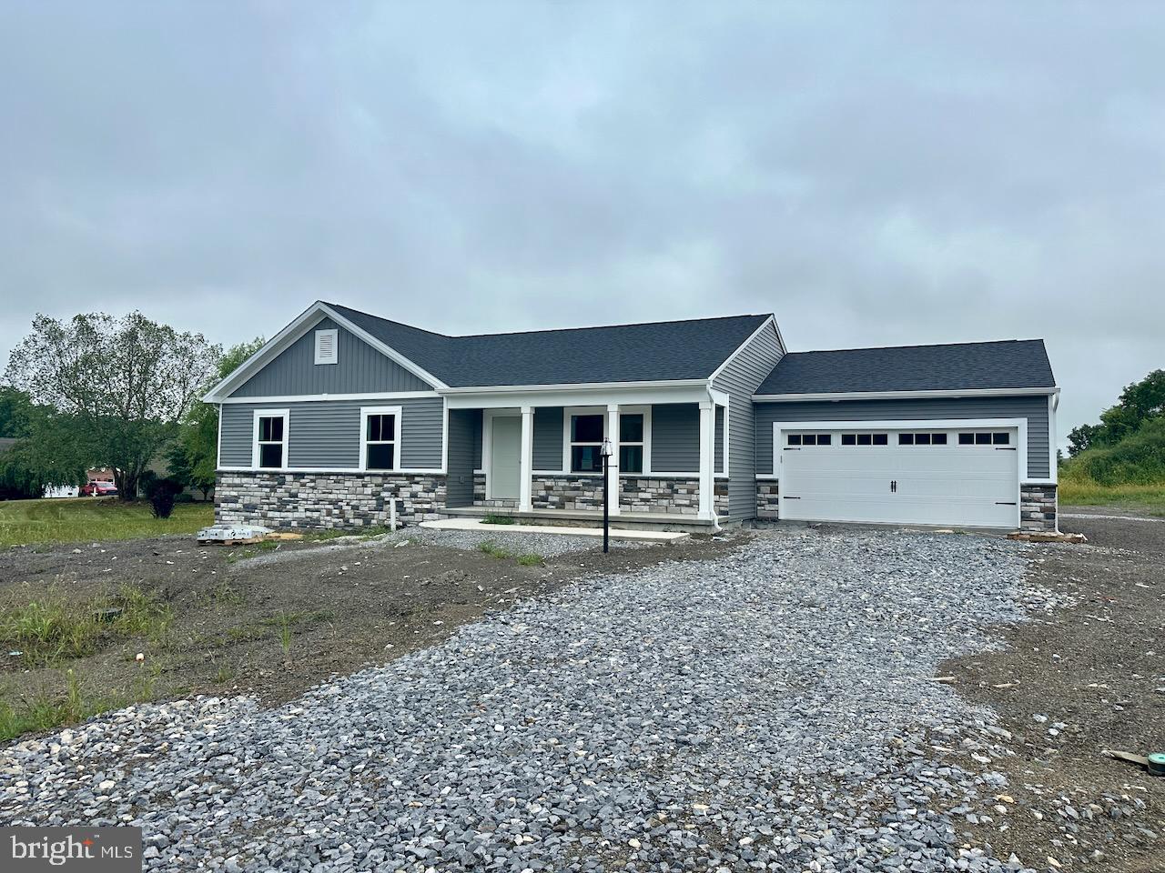 1463 SHERRY DRIVE