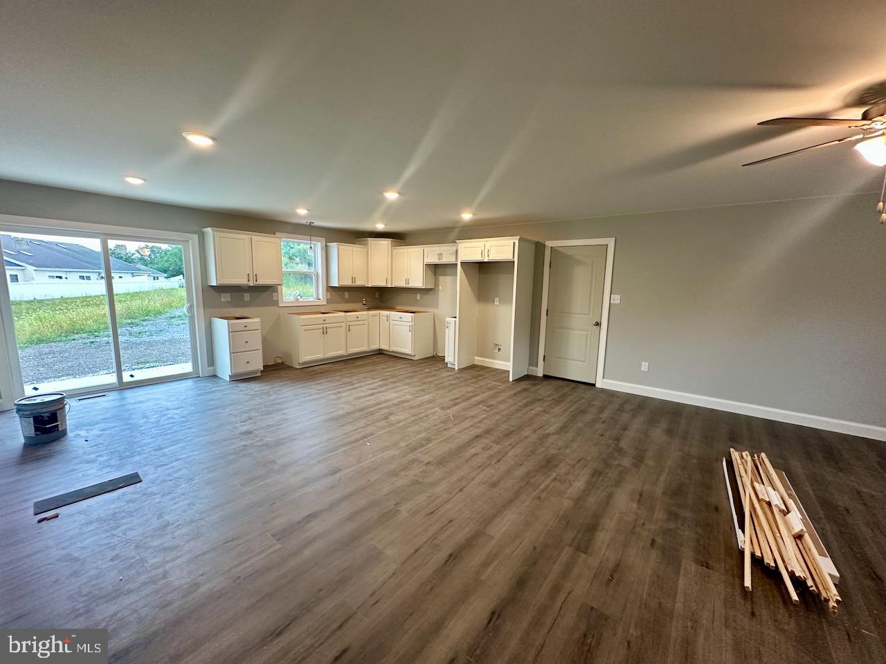 1463 SHERRY DRIVE