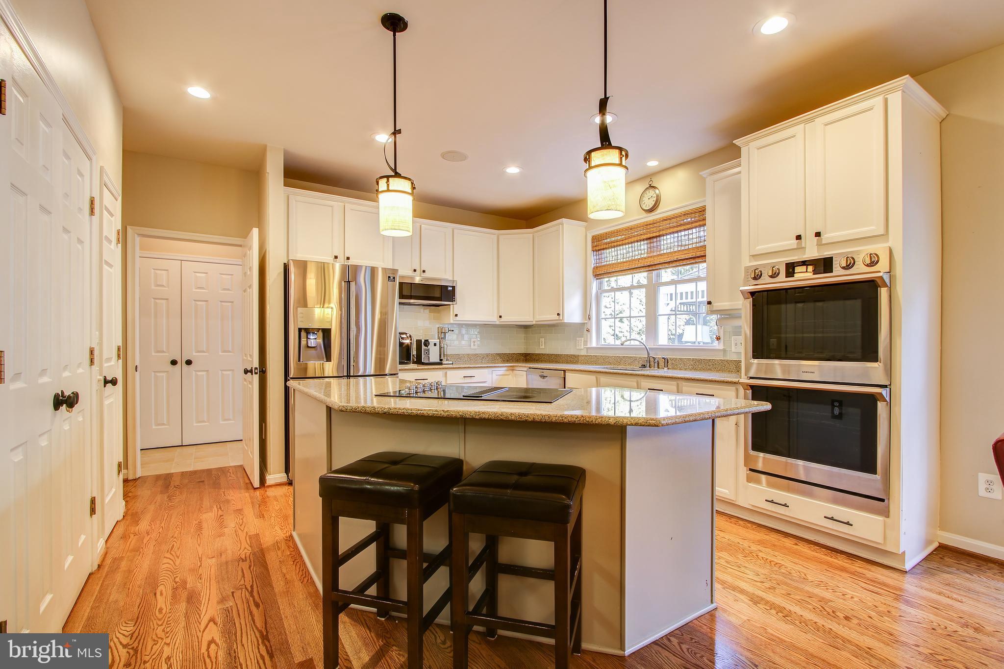 ROCKY GLEN - Residential