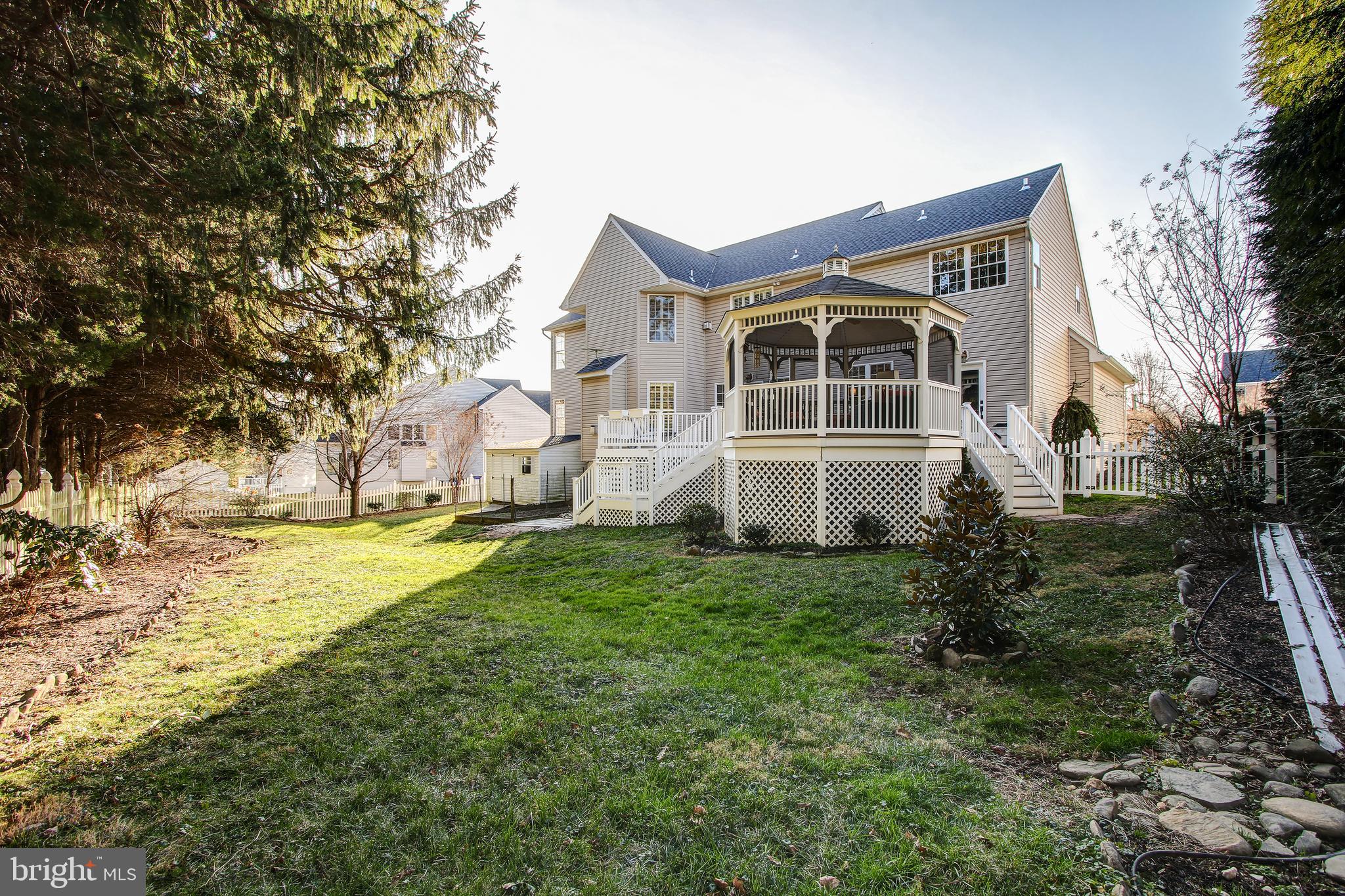 ROCKY GLEN - Residential