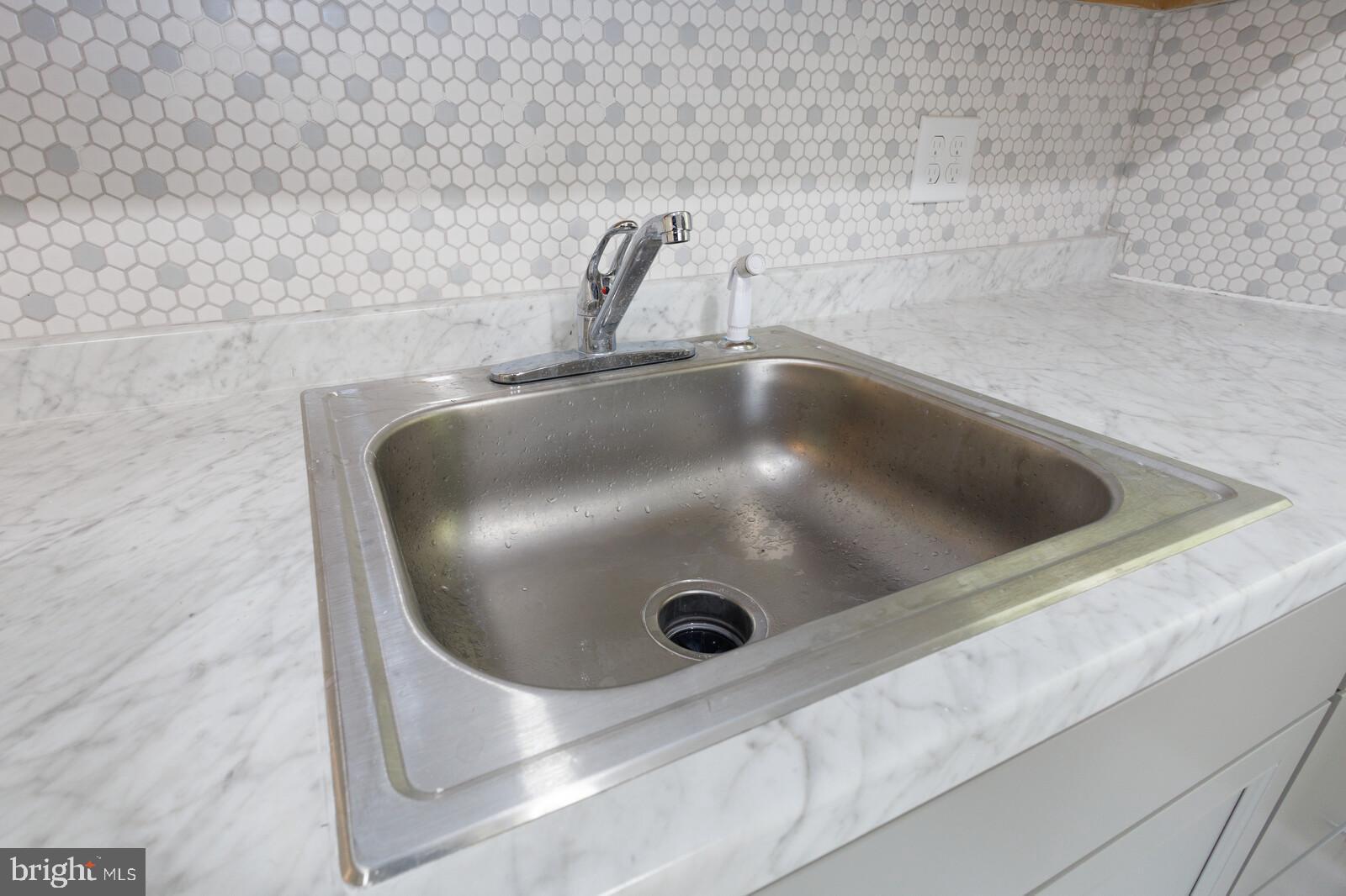 NORTH CREEK PLACE CODM - Residential Lease