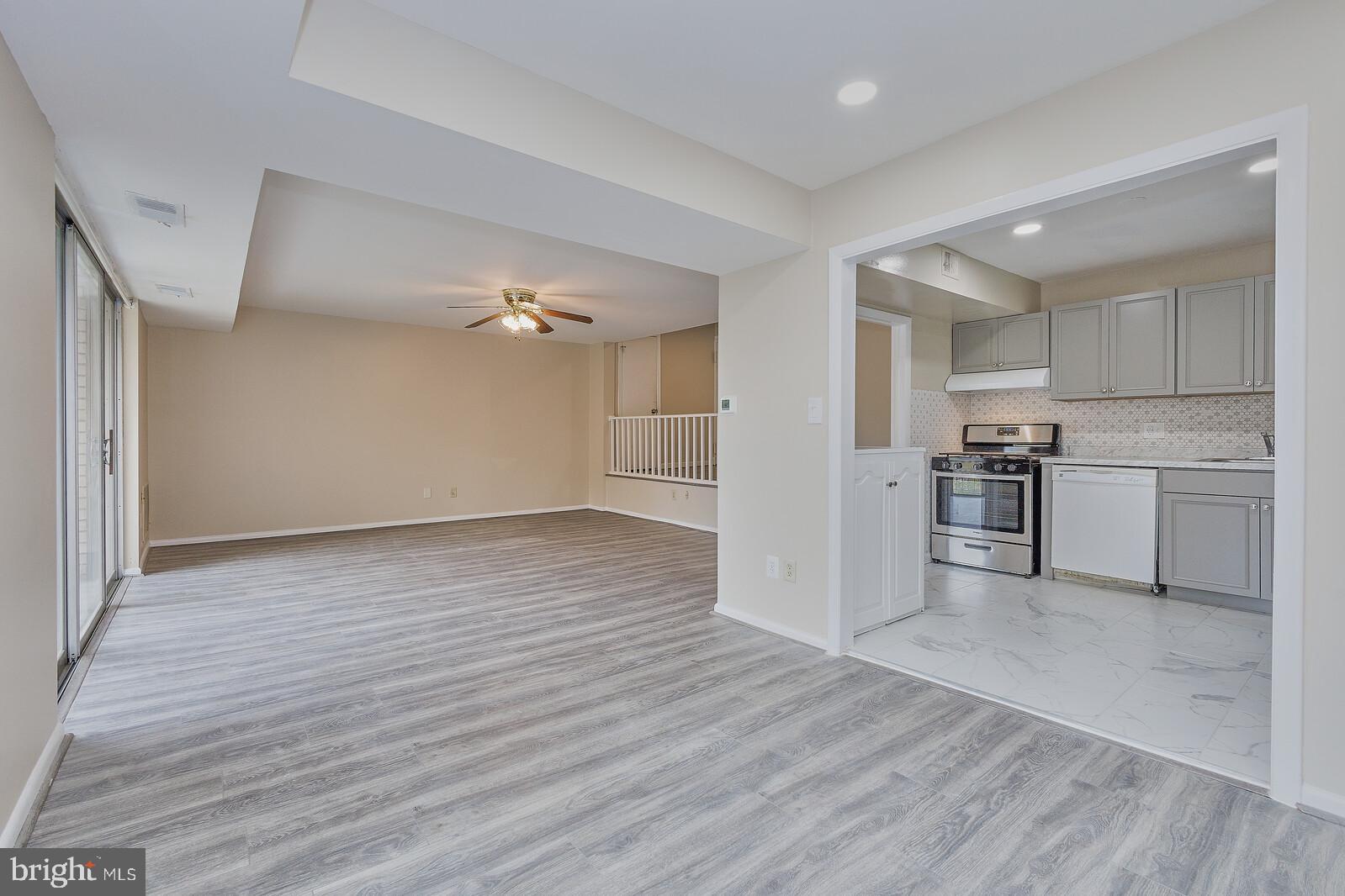 NORTH CREEK PLACE CODM - Residential Lease