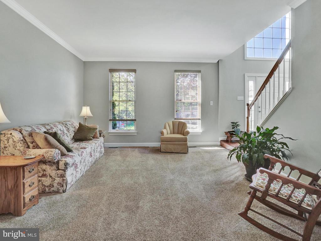 WINDSOR KNOLLS - Residential