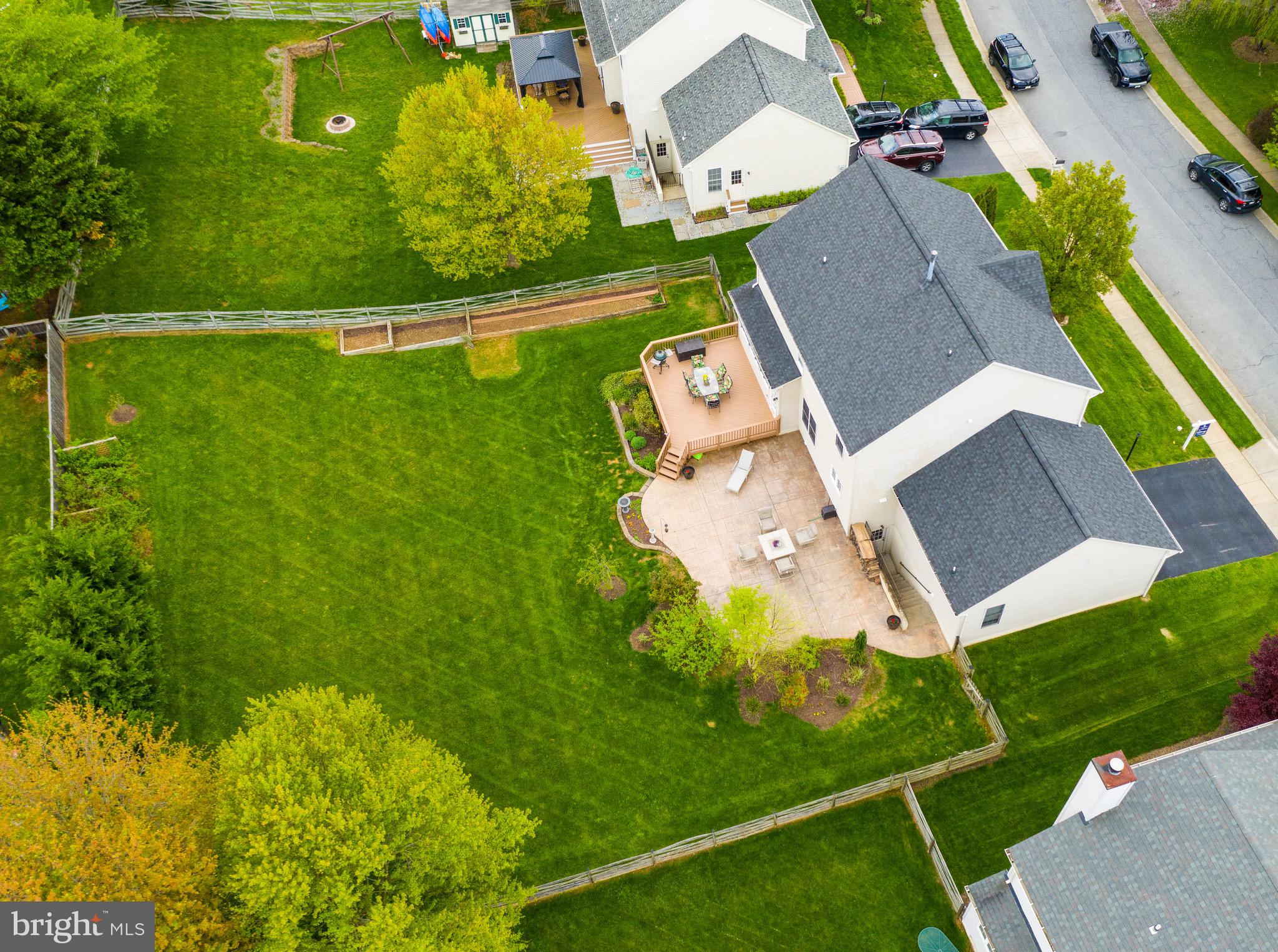 WINDSOR KNOLLS - Residential