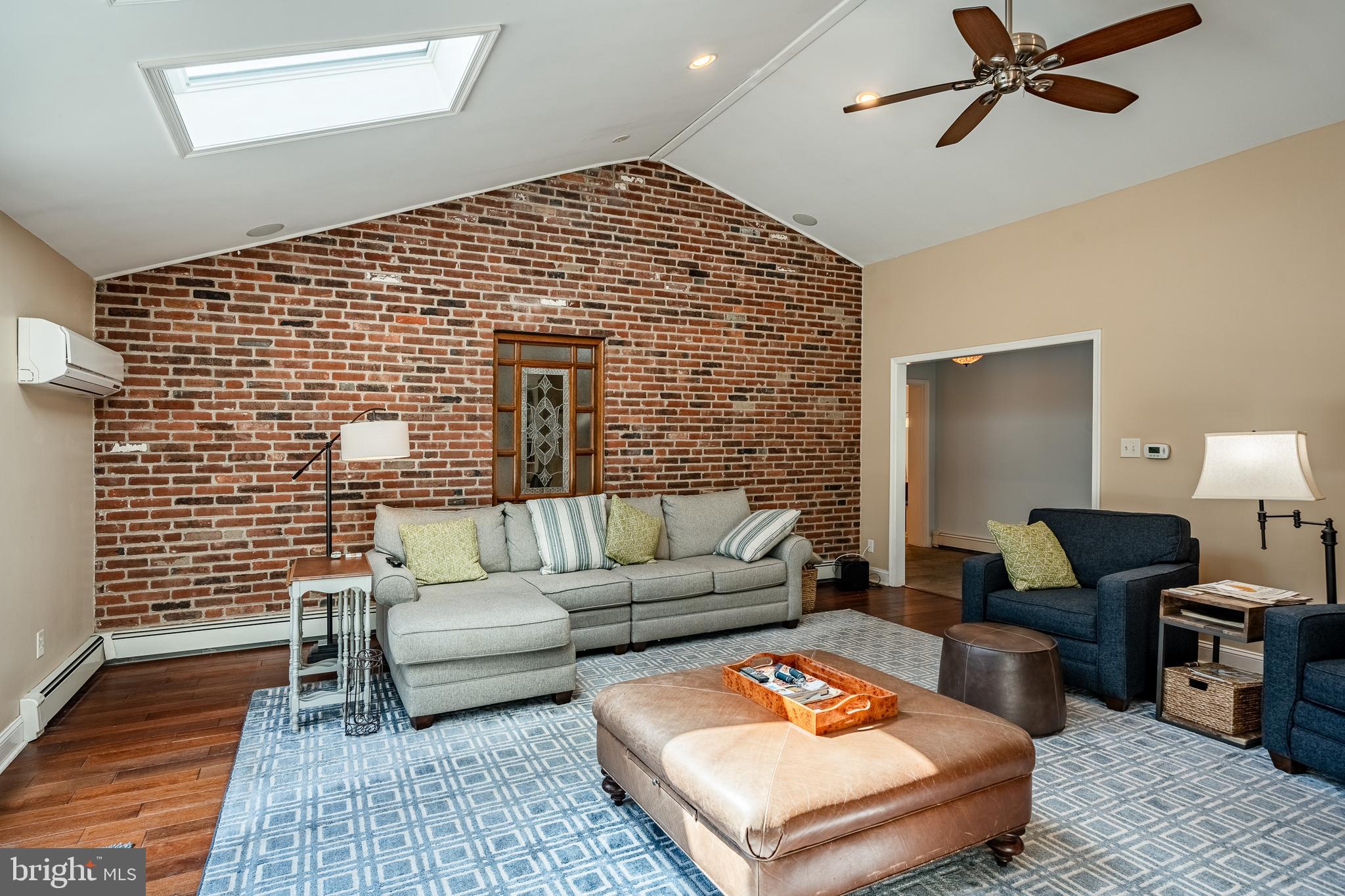 GLENHARDIE - Residential