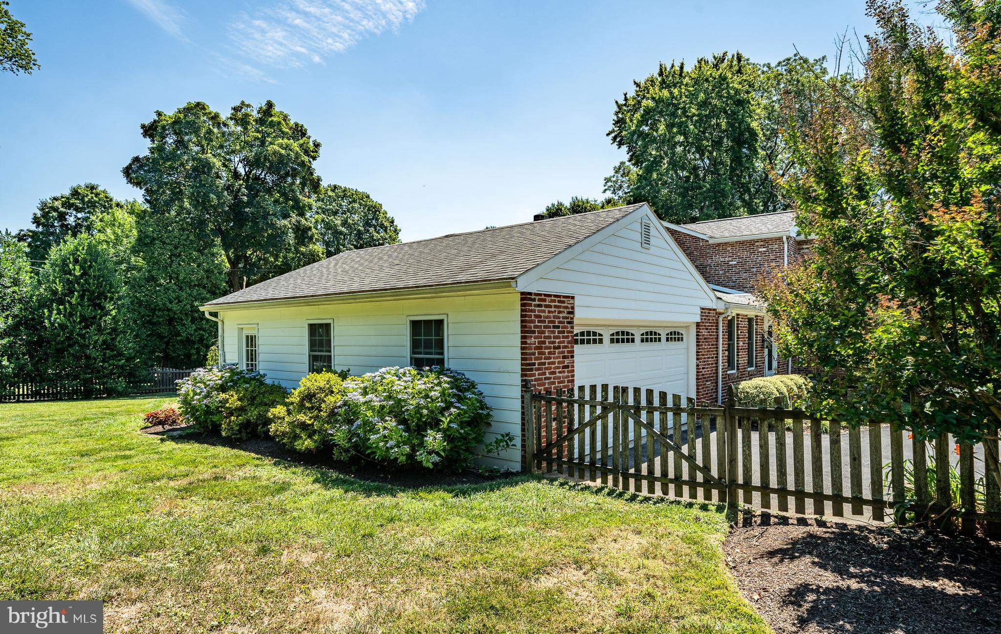 GLENHARDIE - Residential