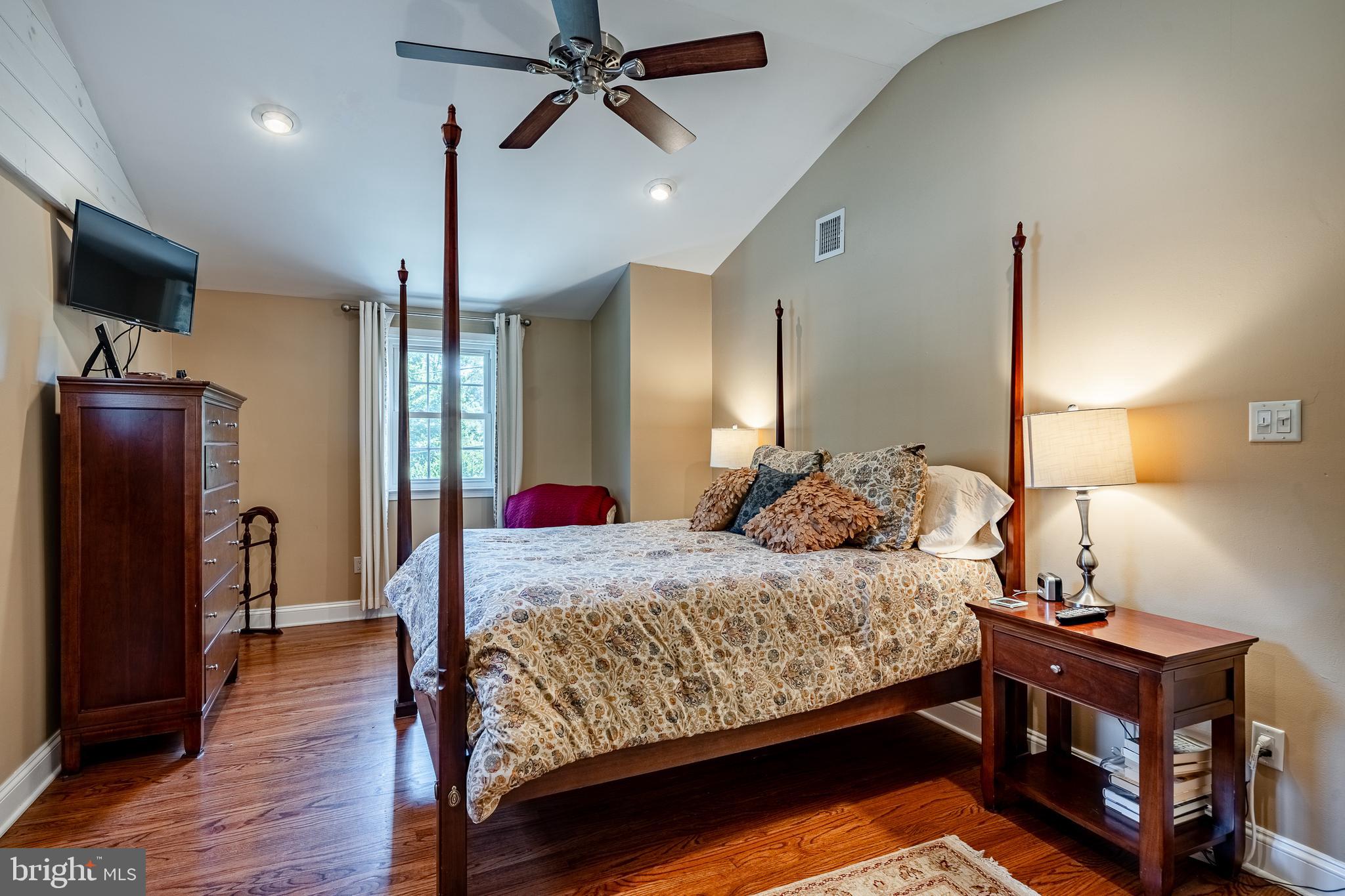 GLENHARDIE - Residential