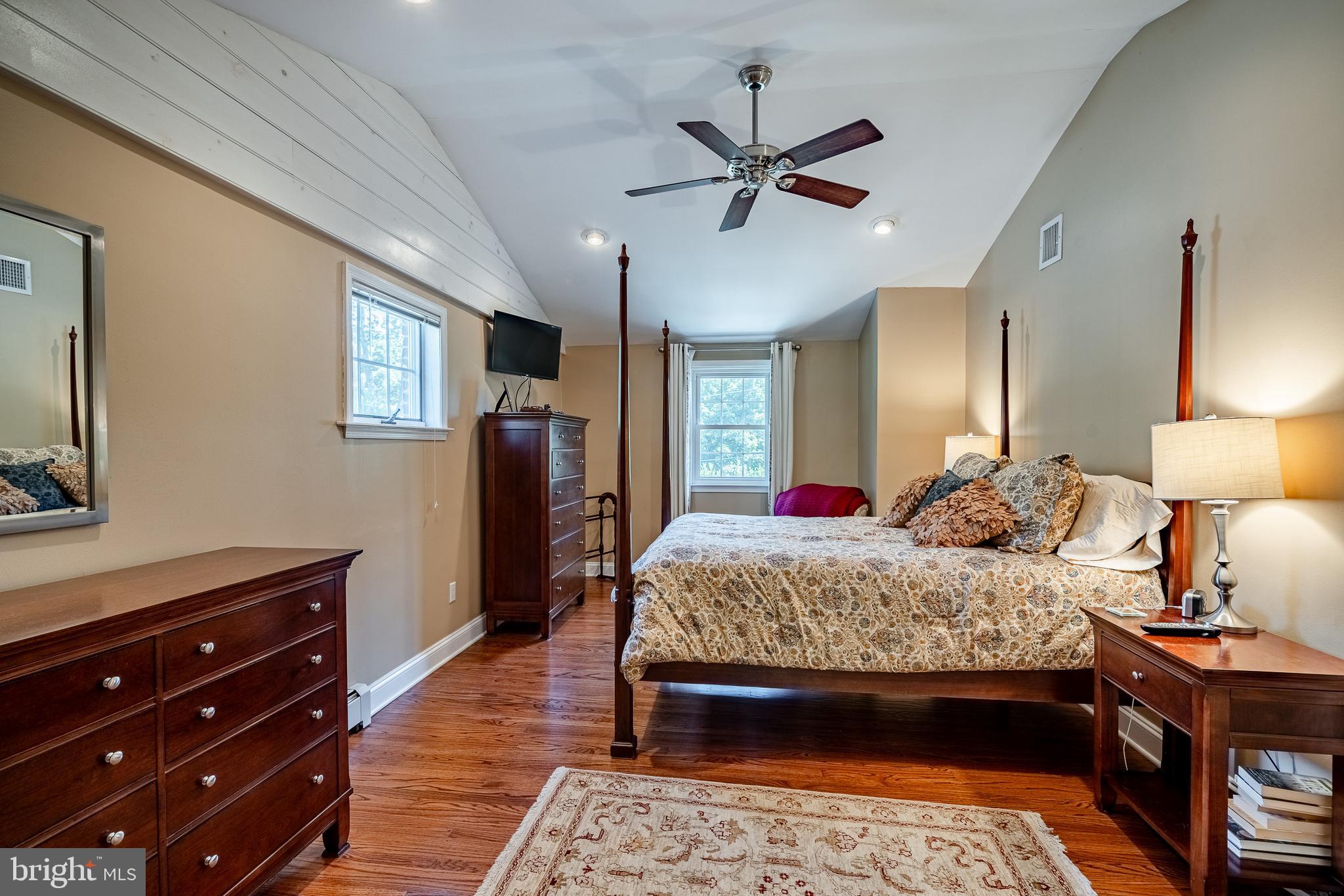 GLENHARDIE - Residential