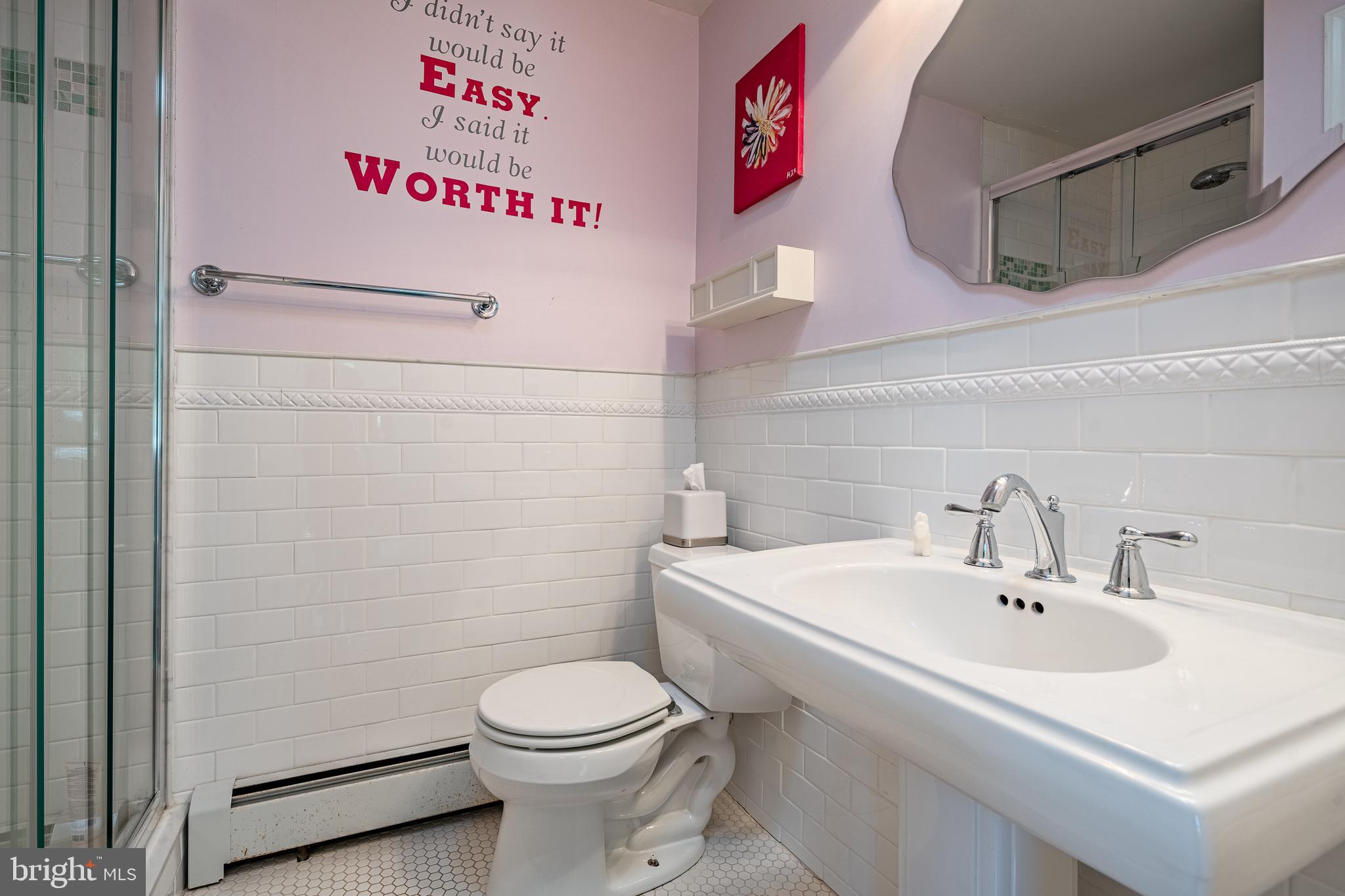 GLENHARDIE - Residential