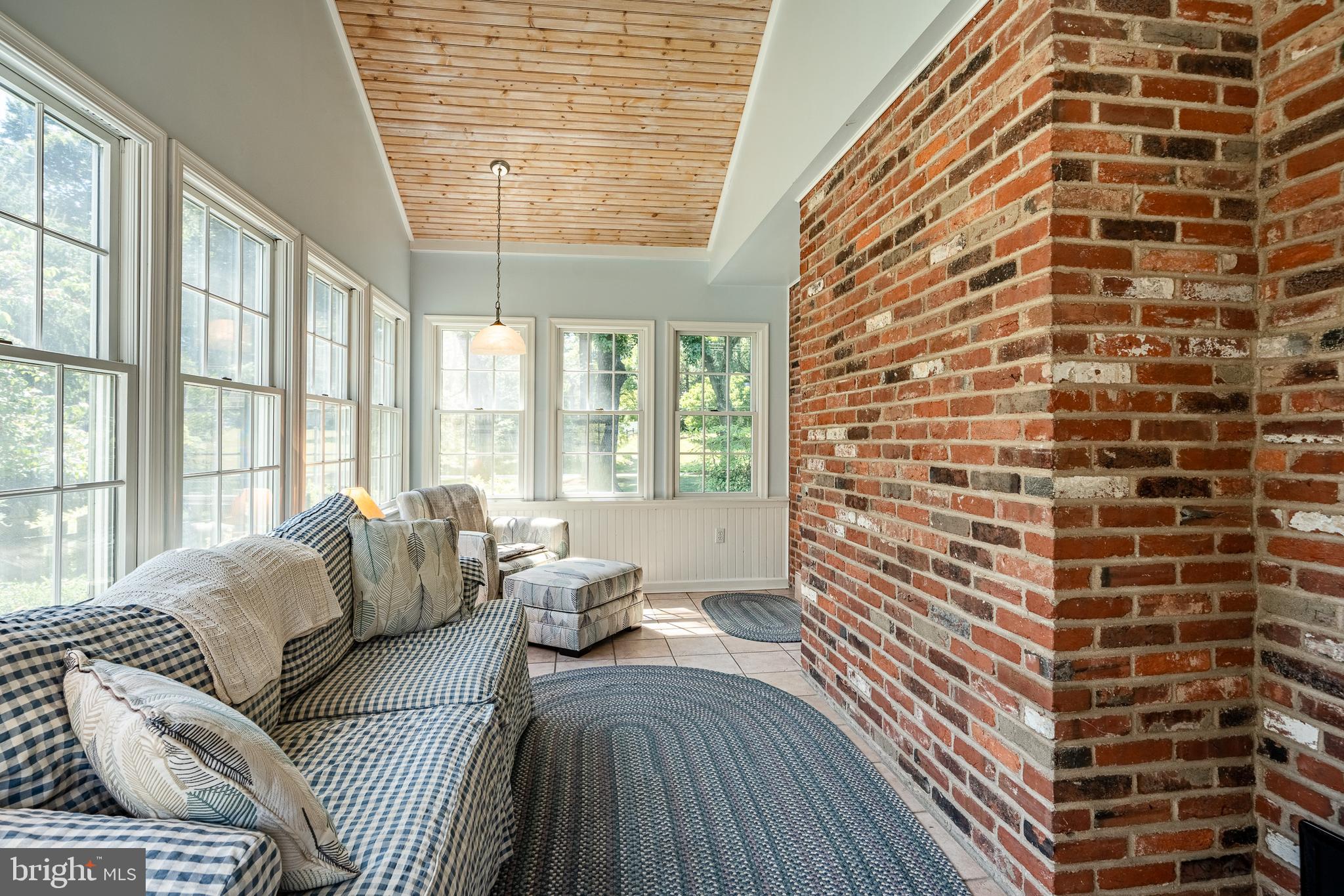 GLENHARDIE - Residential