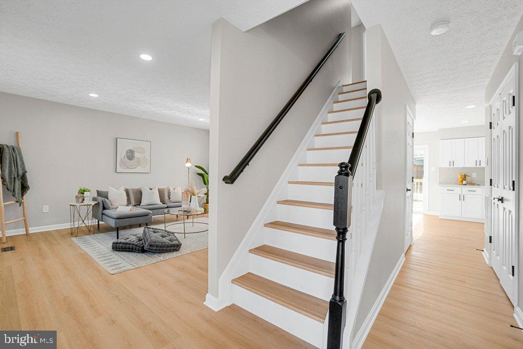 NOTTINGHAM VILLAGE - Residential