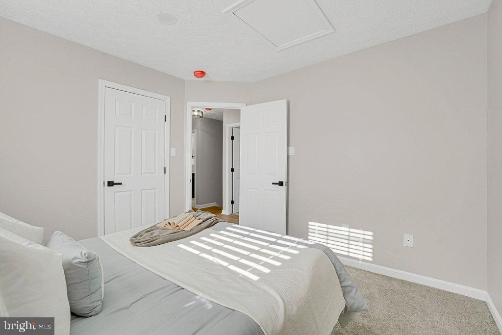 NOTTINGHAM VILLAGE - Residential