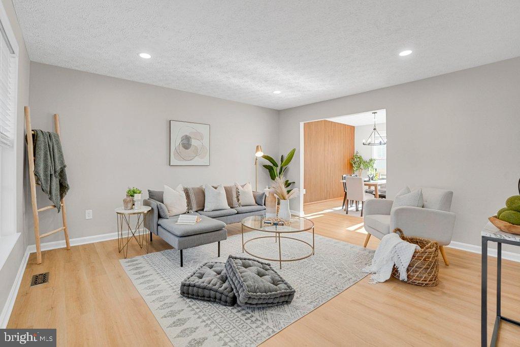 NOTTINGHAM VILLAGE - Residential