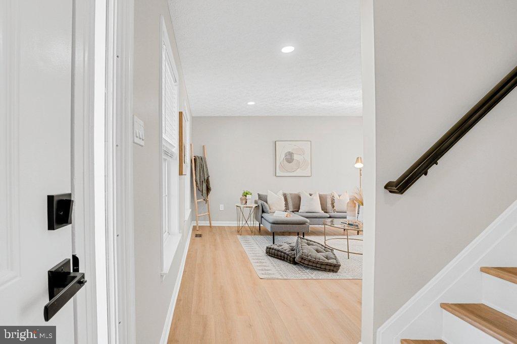 NOTTINGHAM VILLAGE - Residential