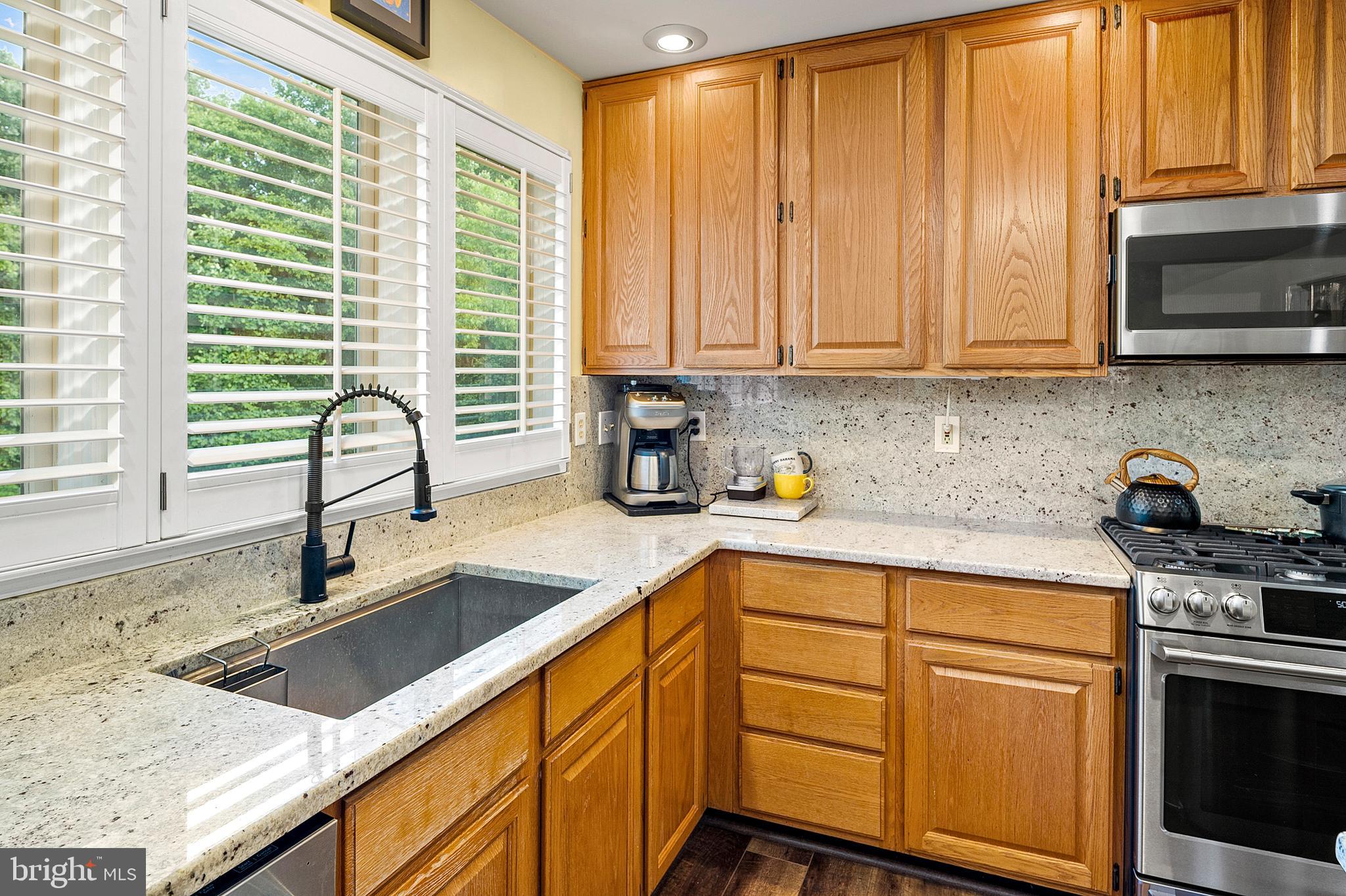 MONTGOMERY MEADOWS - Residential