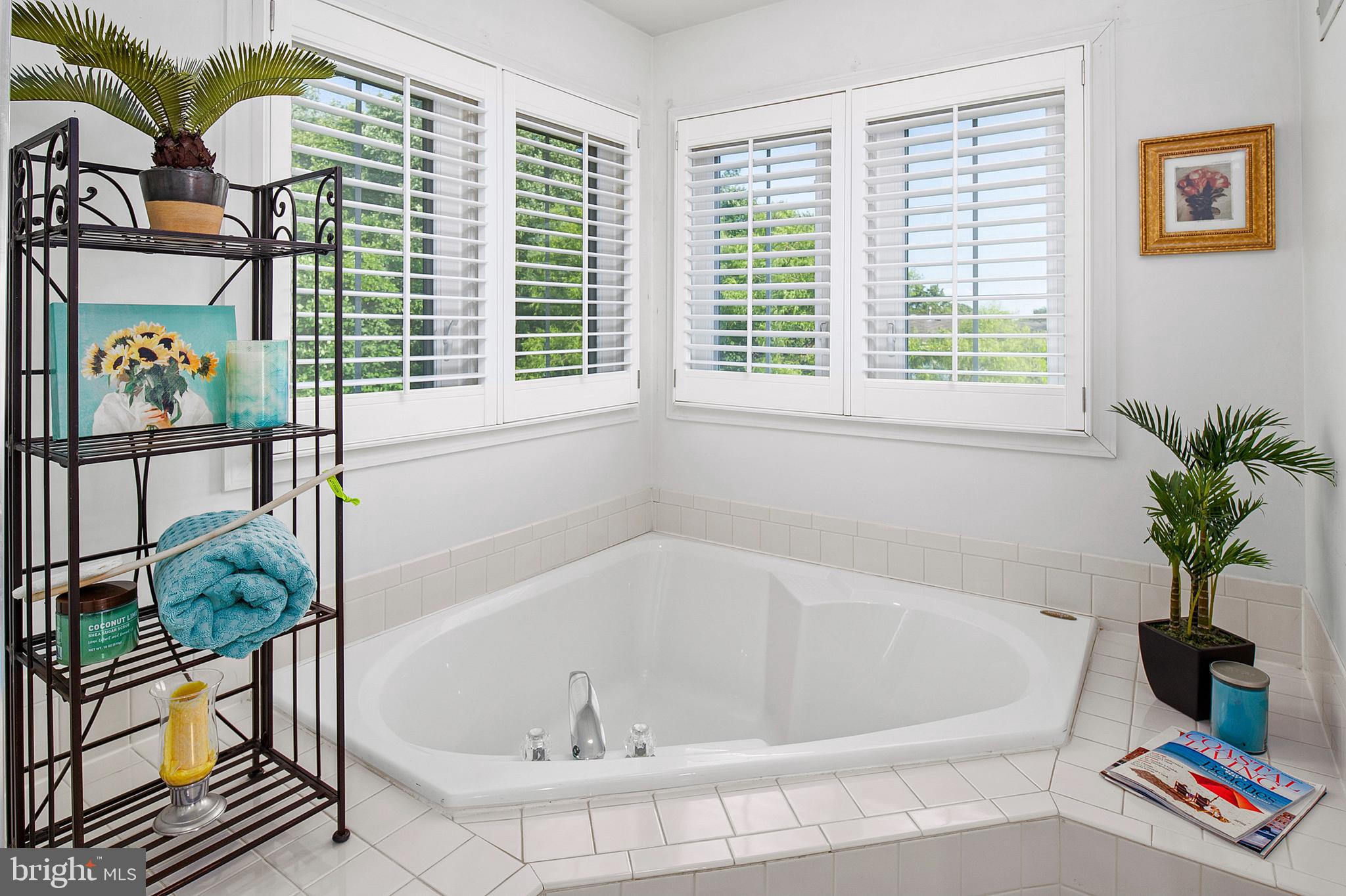 MONTGOMERY MEADOWS - Residential