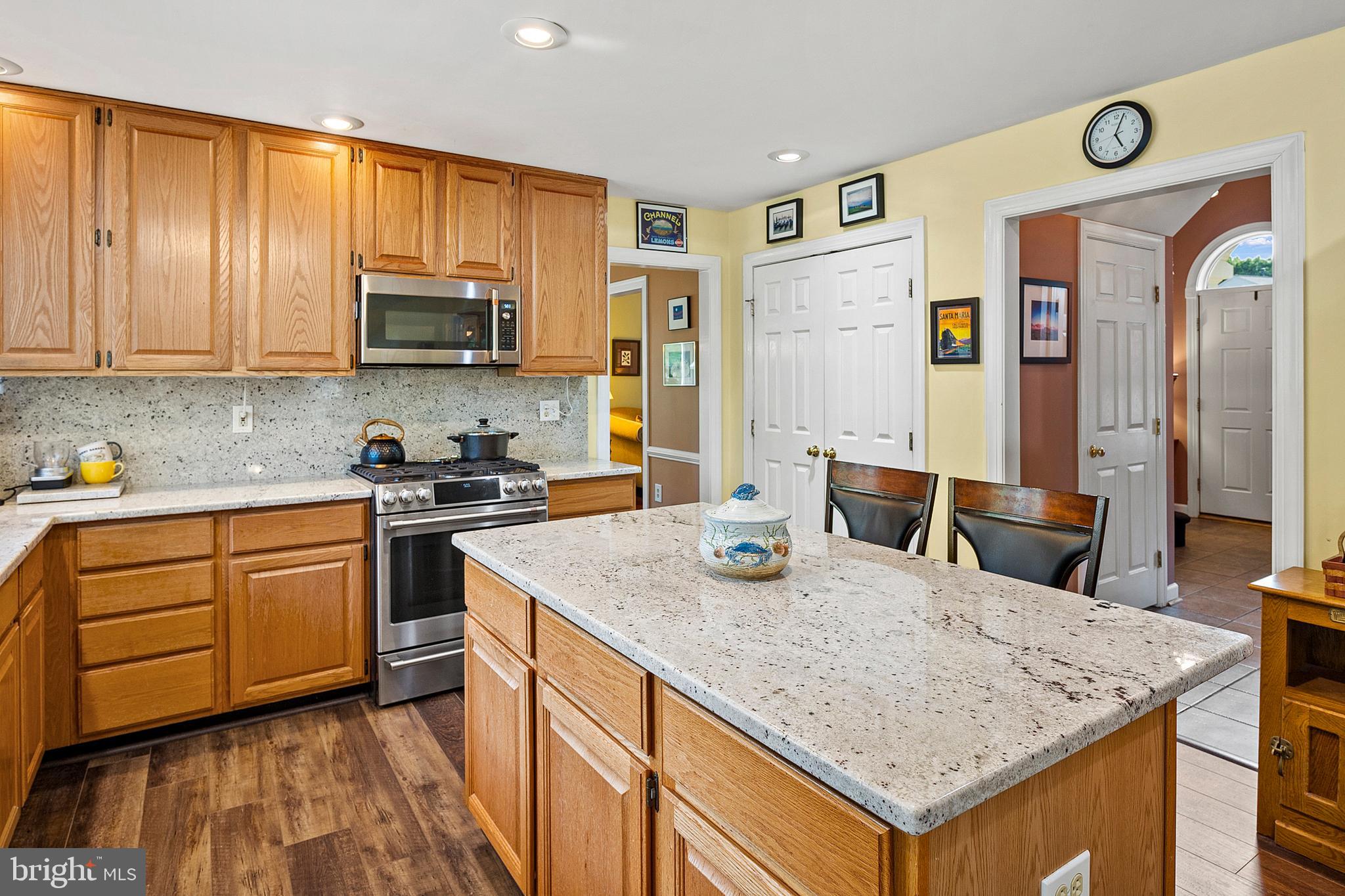 MONTGOMERY MEADOWS - Residential