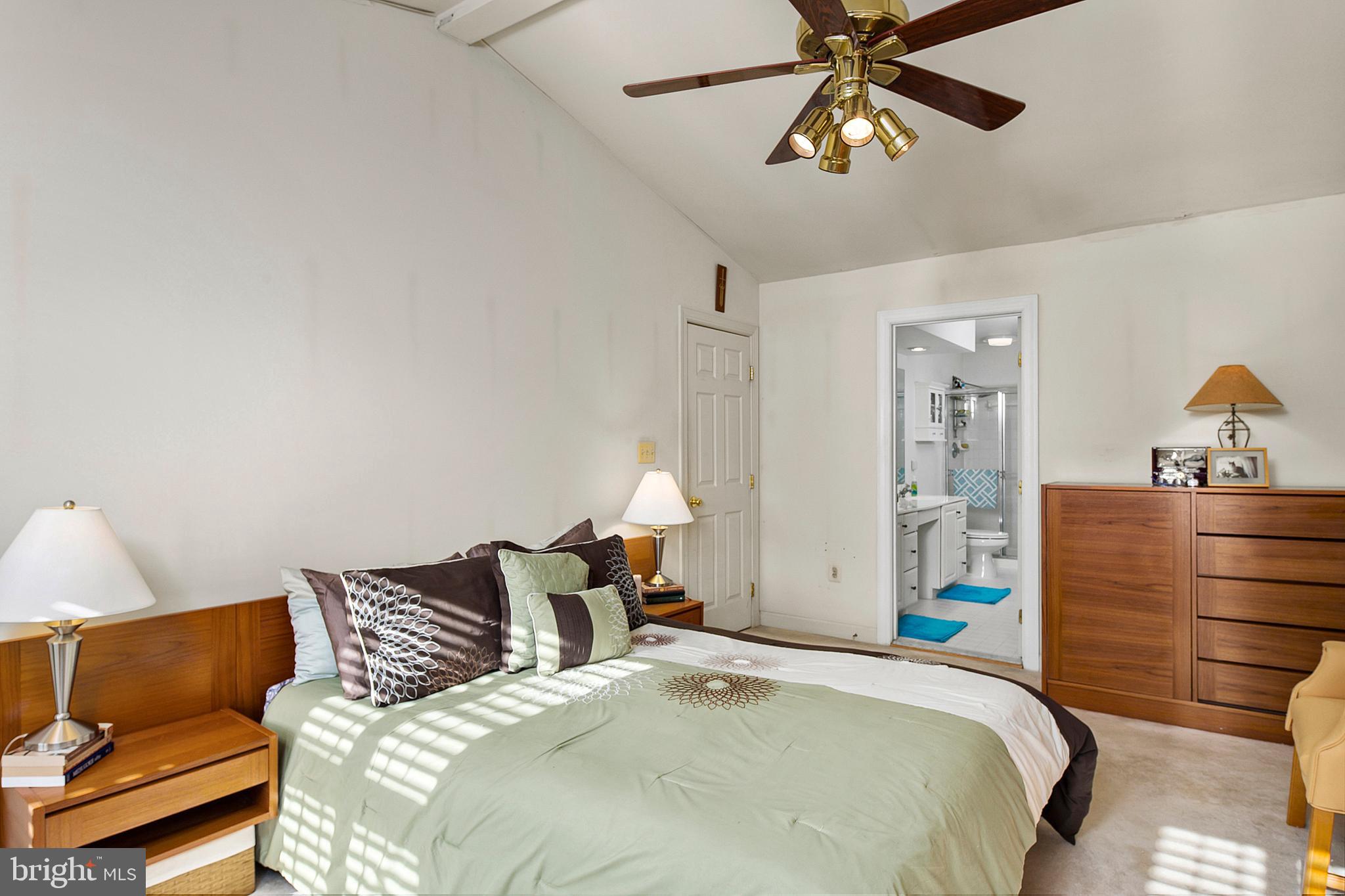 MONTGOMERY MEADOWS - Residential