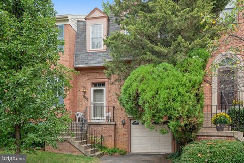 4024 NICHOLAS COURT FAIRFAX VA 22033