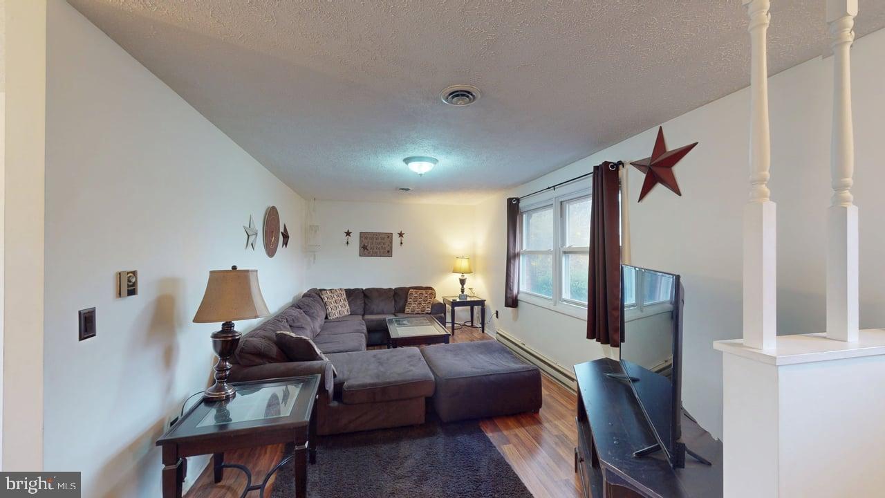 AIRPORT ADDITION - Residential