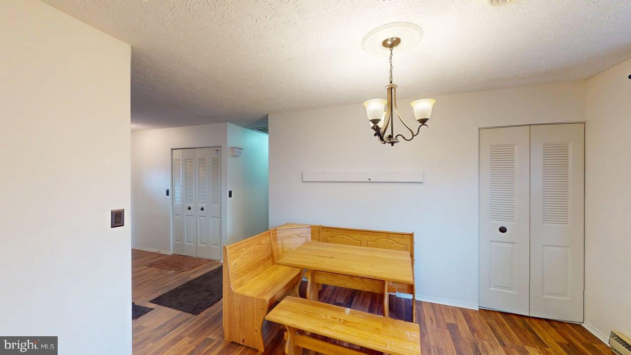 AIRPORT ADDITION - Residential