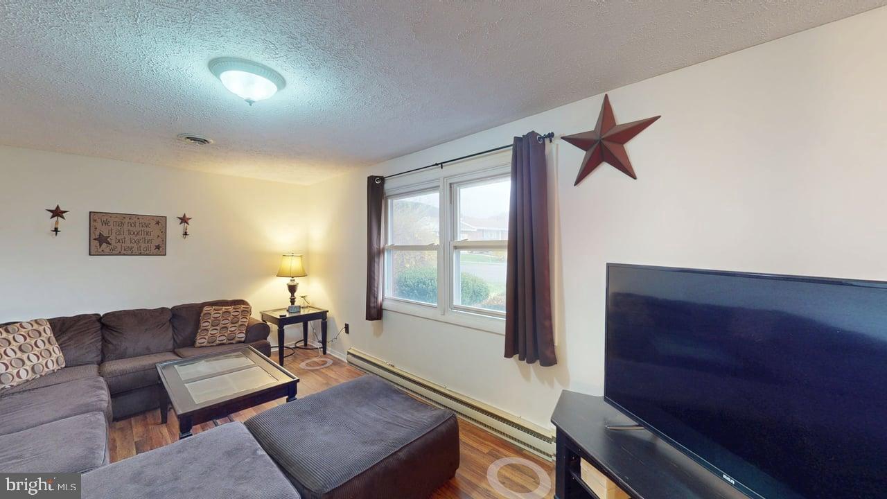 AIRPORT ADDITION - Residential