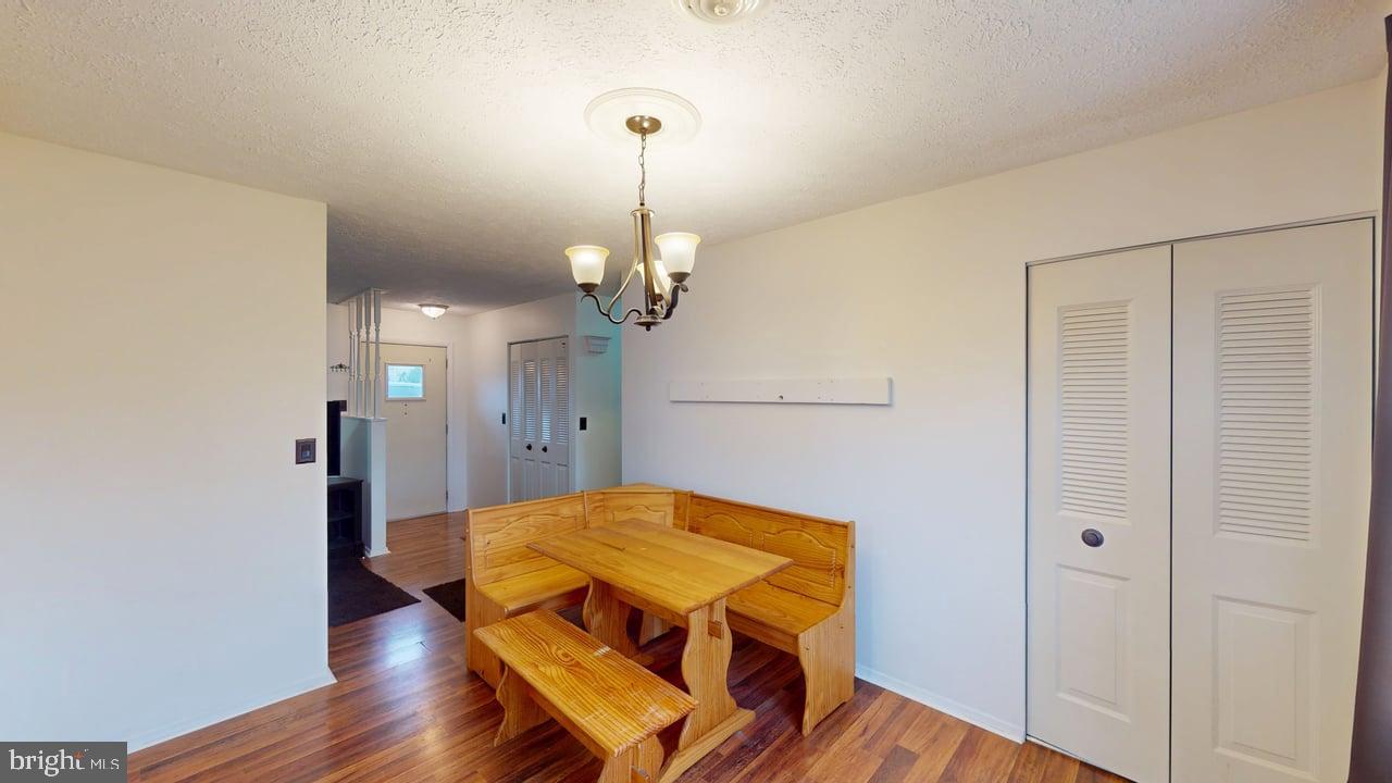 AIRPORT ADDITION - Residential