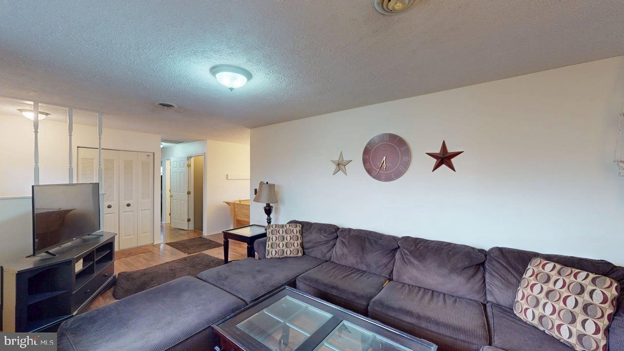 AIRPORT ADDITION - Residential