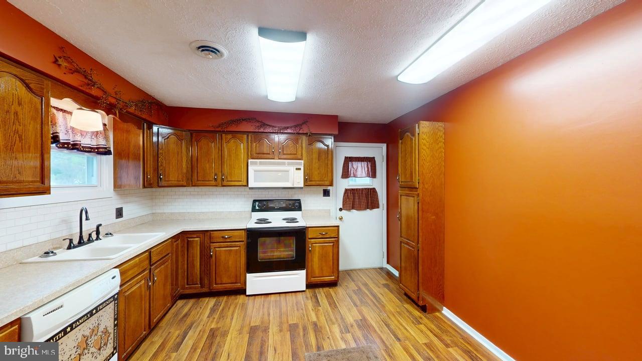 AIRPORT ADDITION - Residential